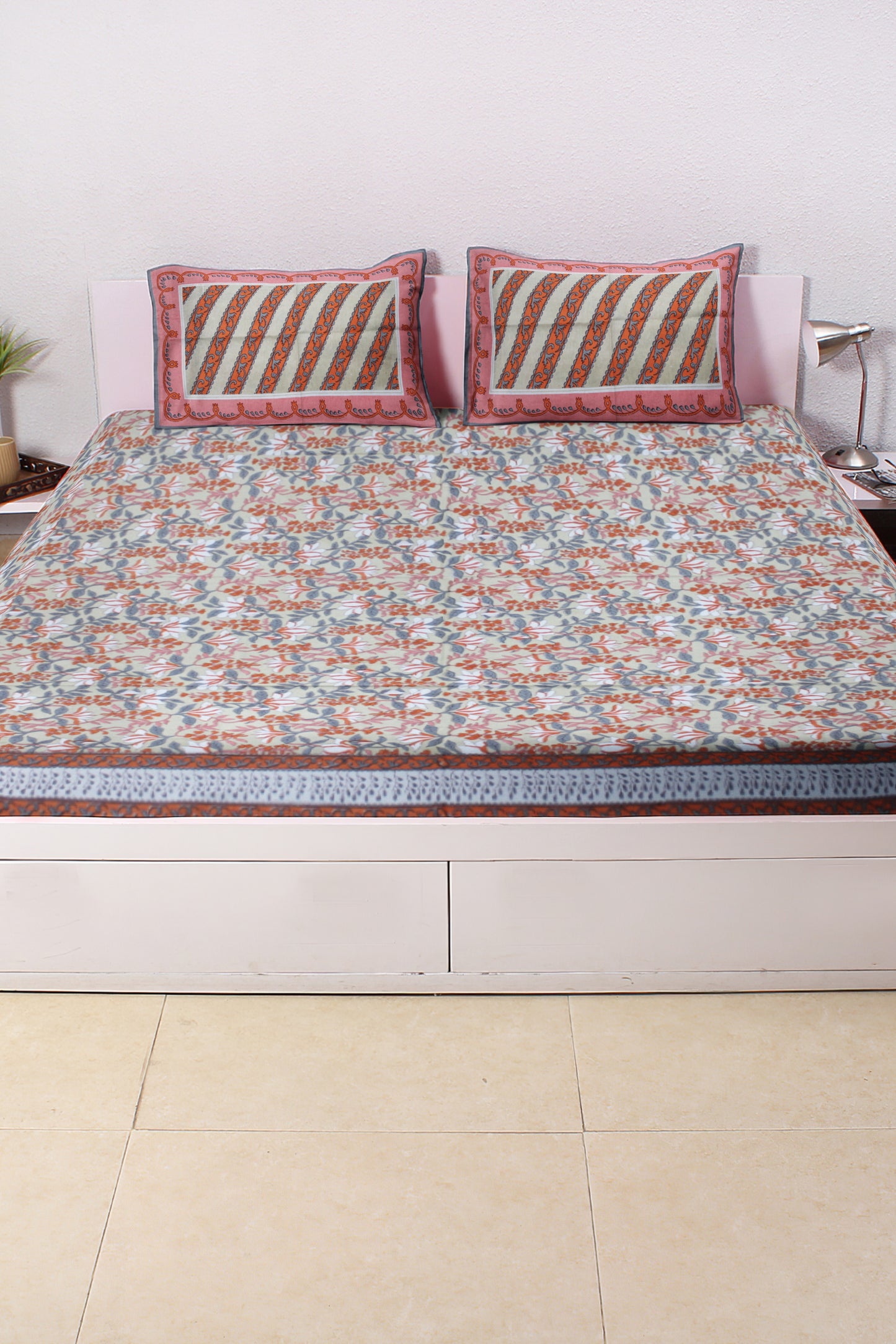 Cotton Double Bed bedsheet | Flat Bedsheet |1 Double Bedsheet 2 Pillow Covers