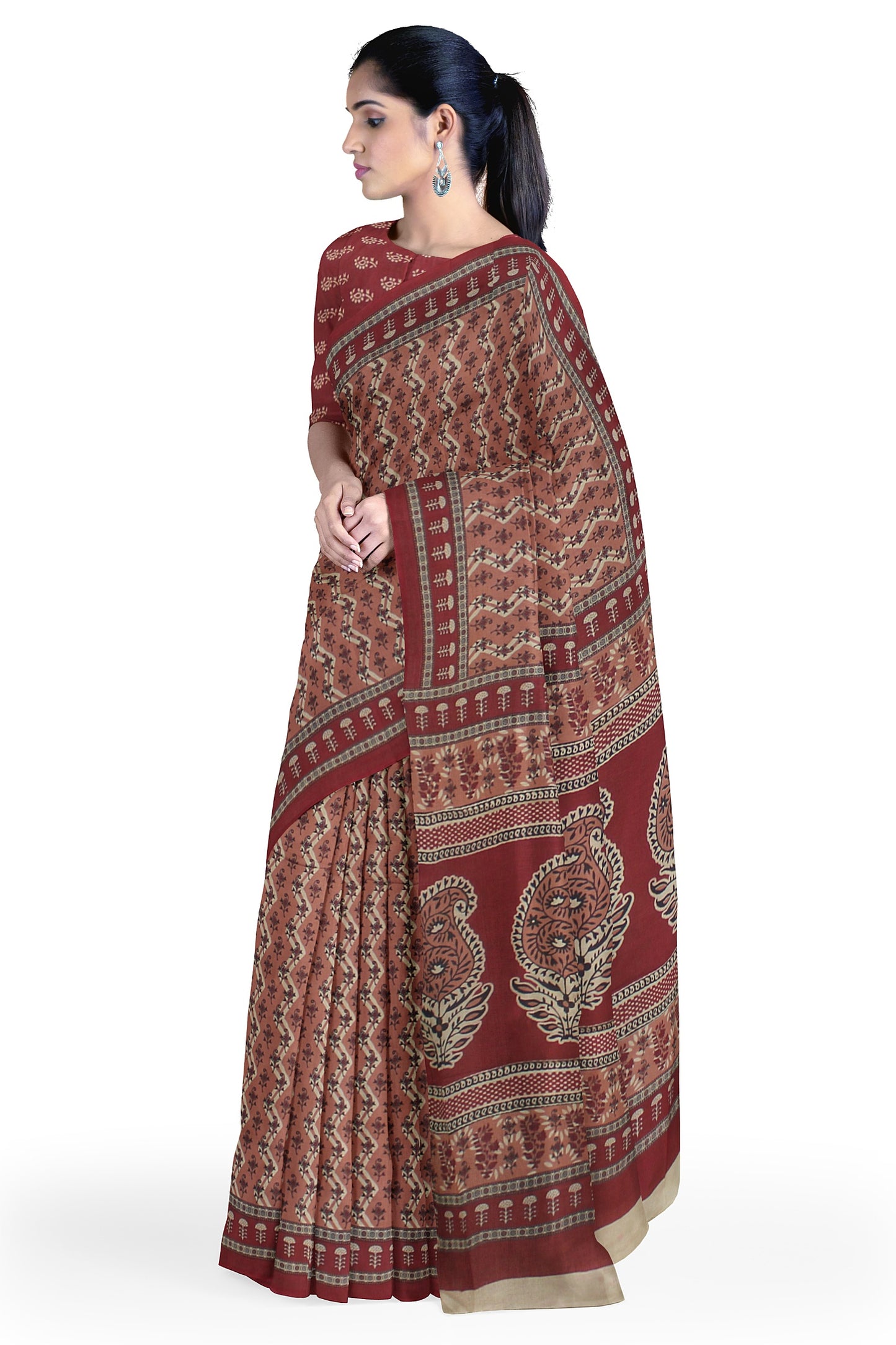 Cotton Block Printed Saree With Unstitched Blouse Piece