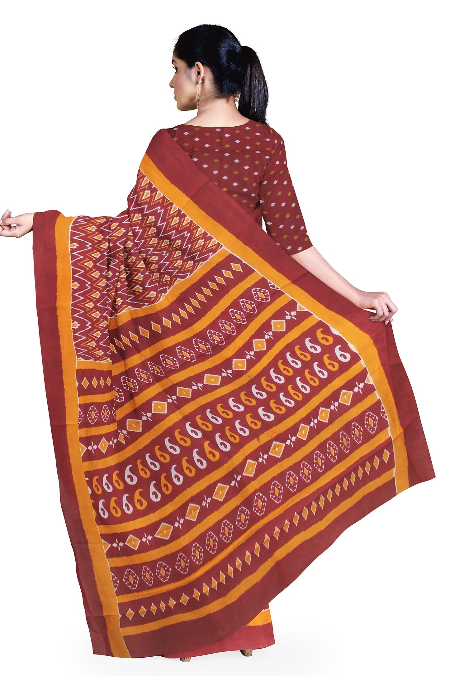 Cotton Block Printed Saree With Unstitched Blouse Piece
