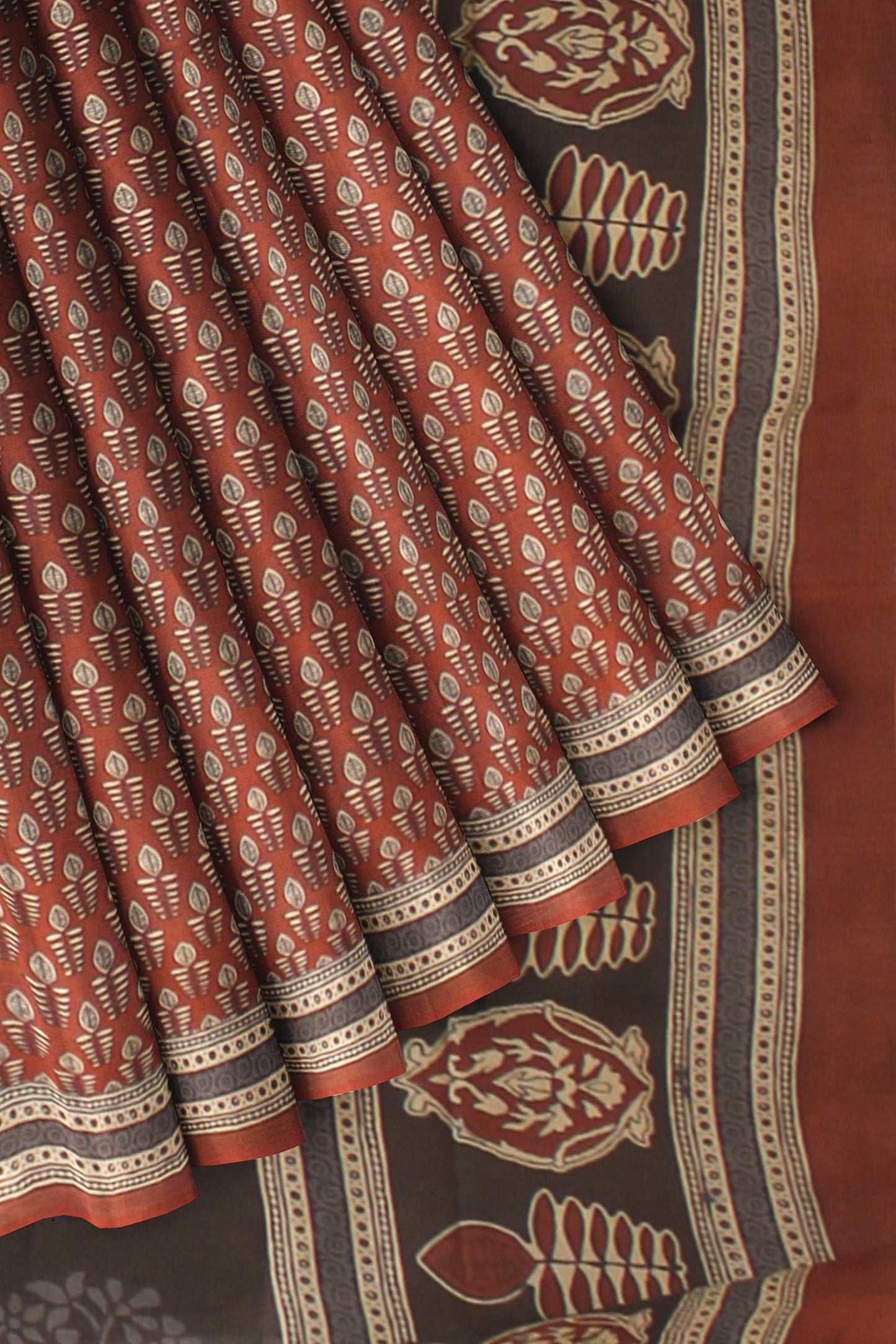 Cotton Block Printed Saree With Unstitched Blouse Piece