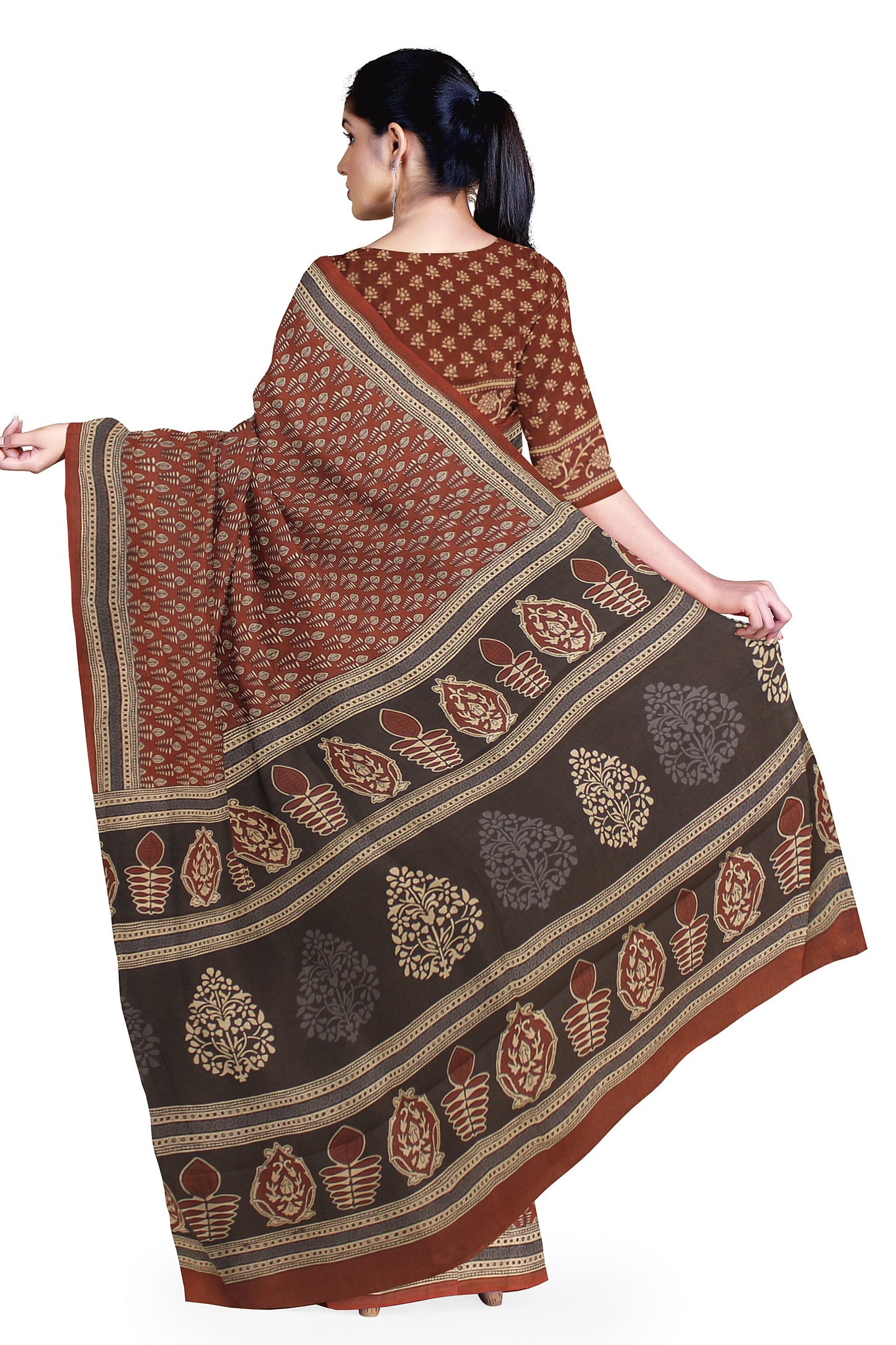 Cotton Block Printed Saree With Unstitched Blouse Piece