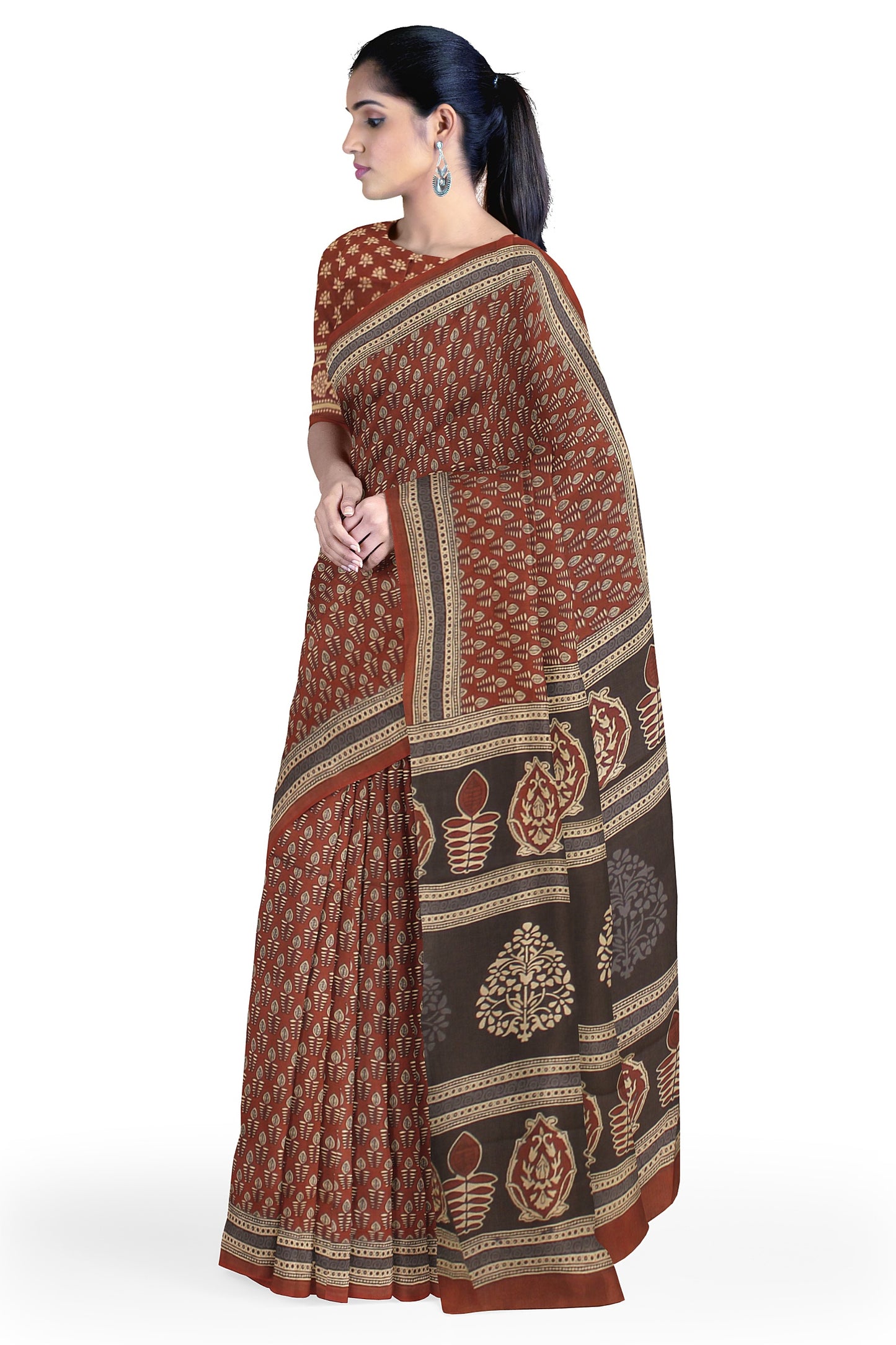 Cotton Block Printed Saree With Unstitched Blouse Piece