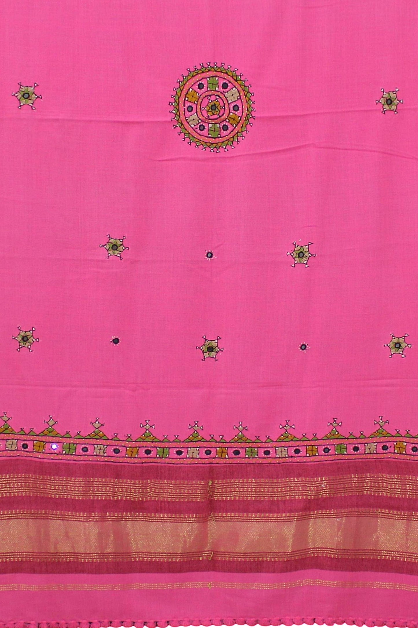 Graceful Hand-Embroidered Woolen Shawl