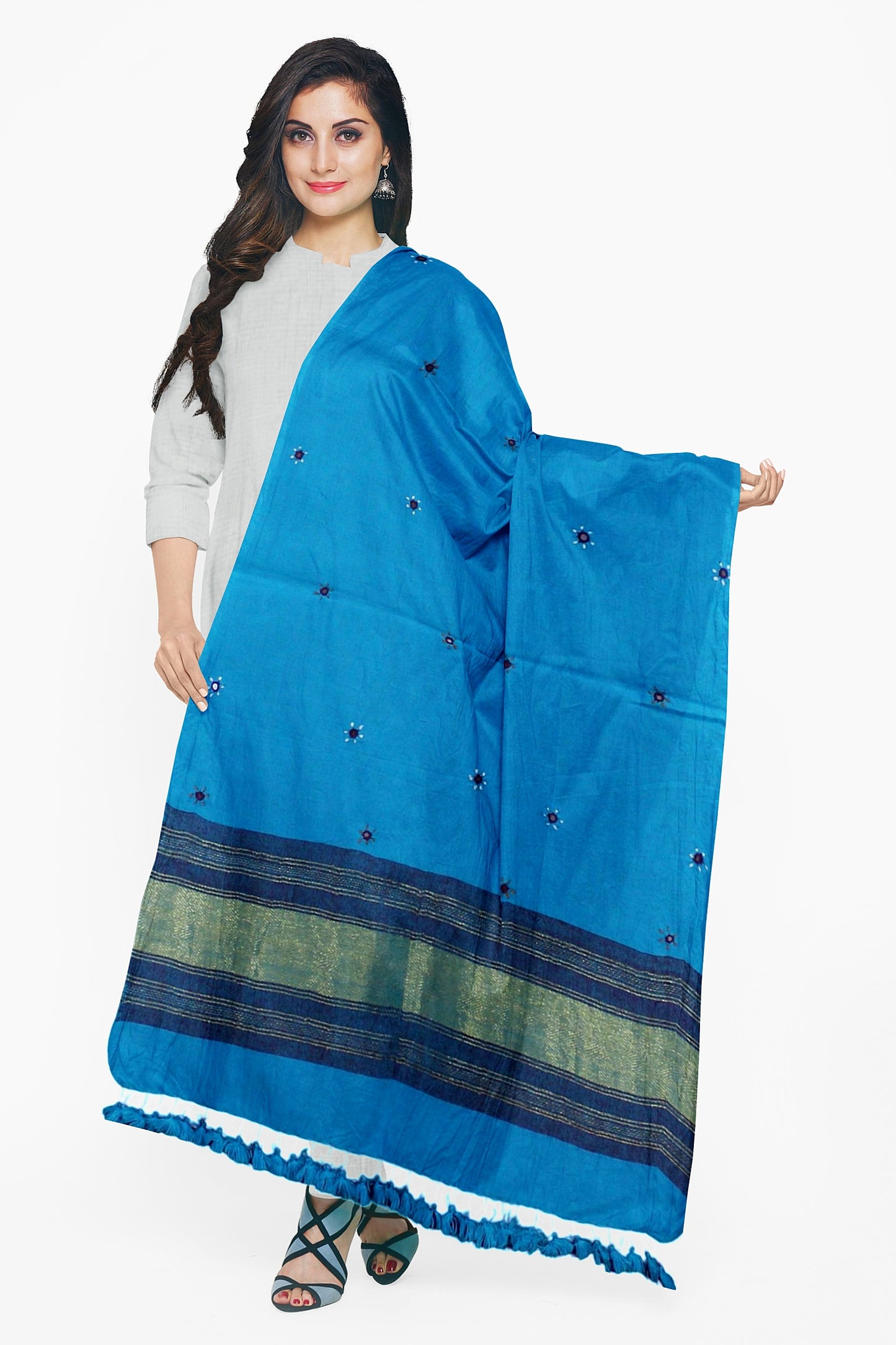Elegant Hand-Embroidered Blue Woolen Shawl