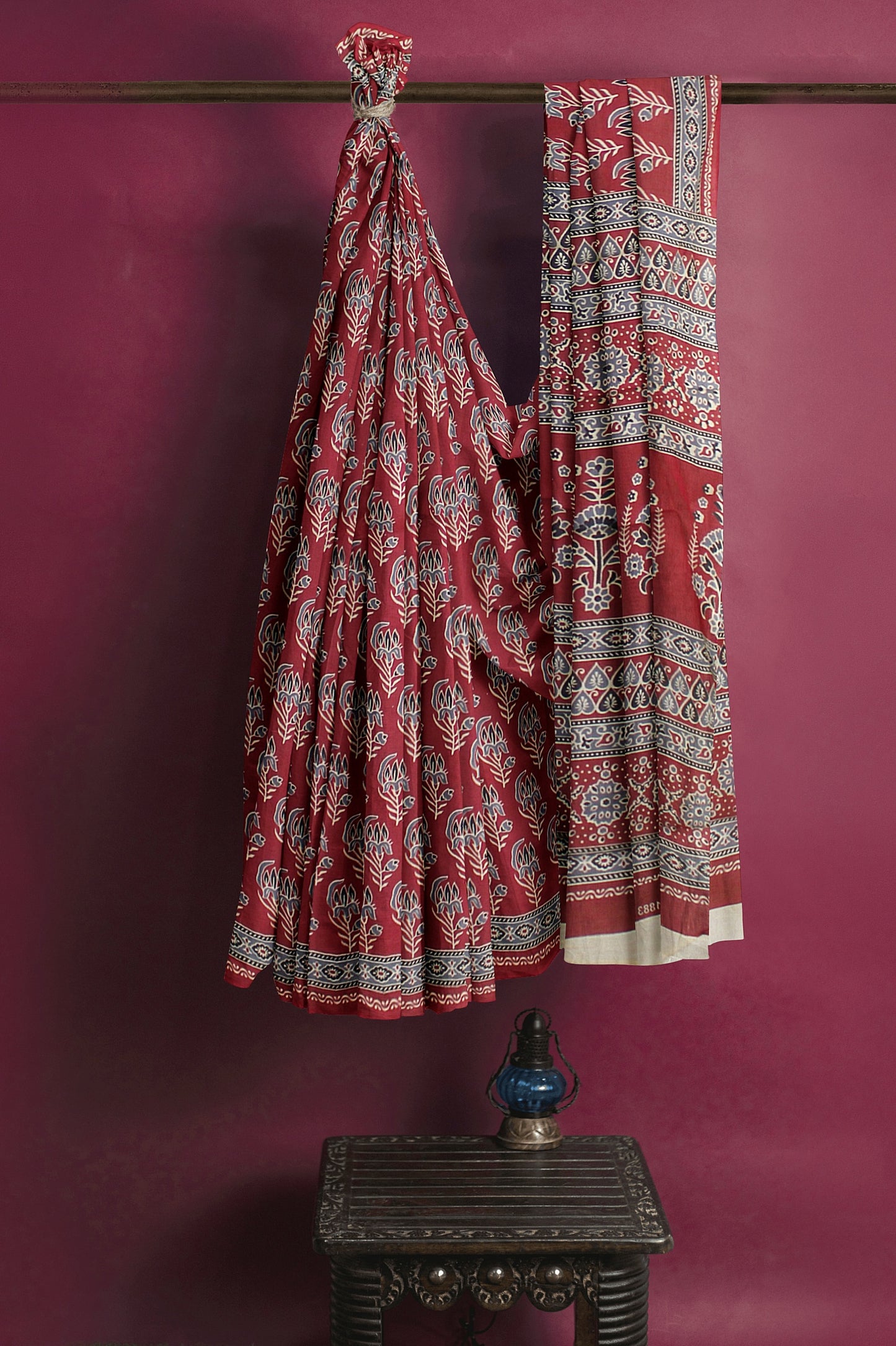 Cotton Block Printed Saree With Unstitched Blouse Piece
