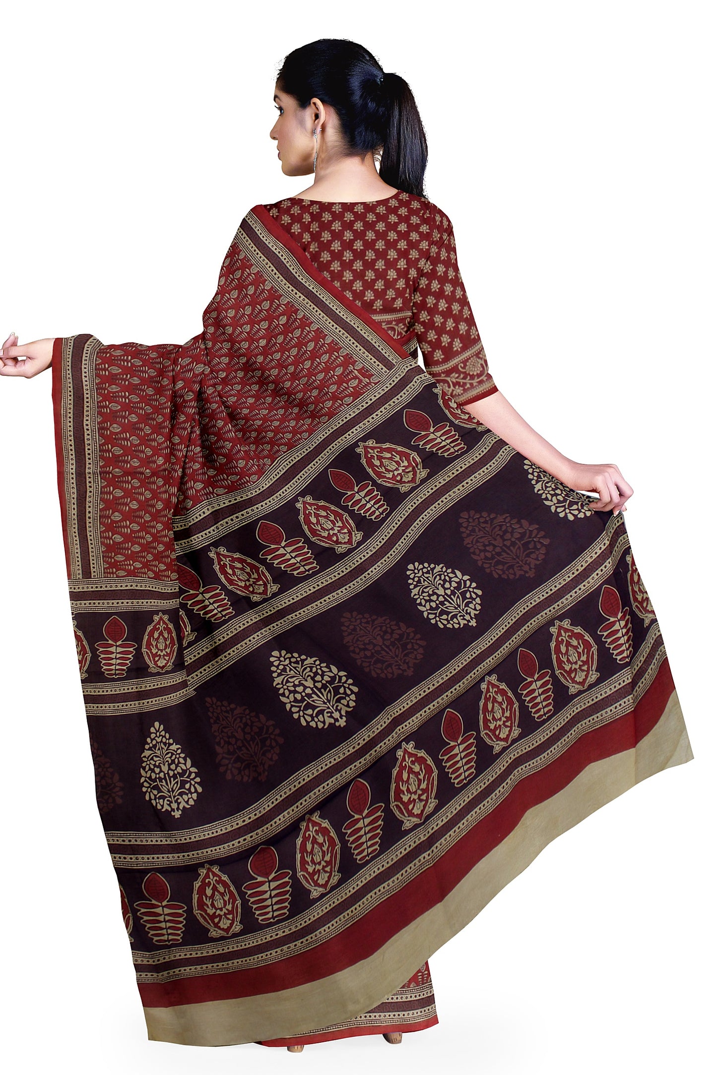 Cotton Block Printed Saree With Unstitched Blouse Piece