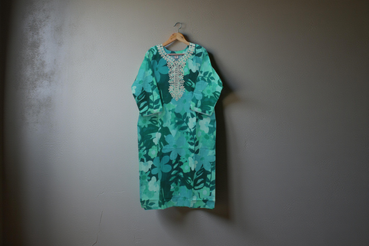 Emerald Bloom Hand-Embroidered Kurta (3XL)