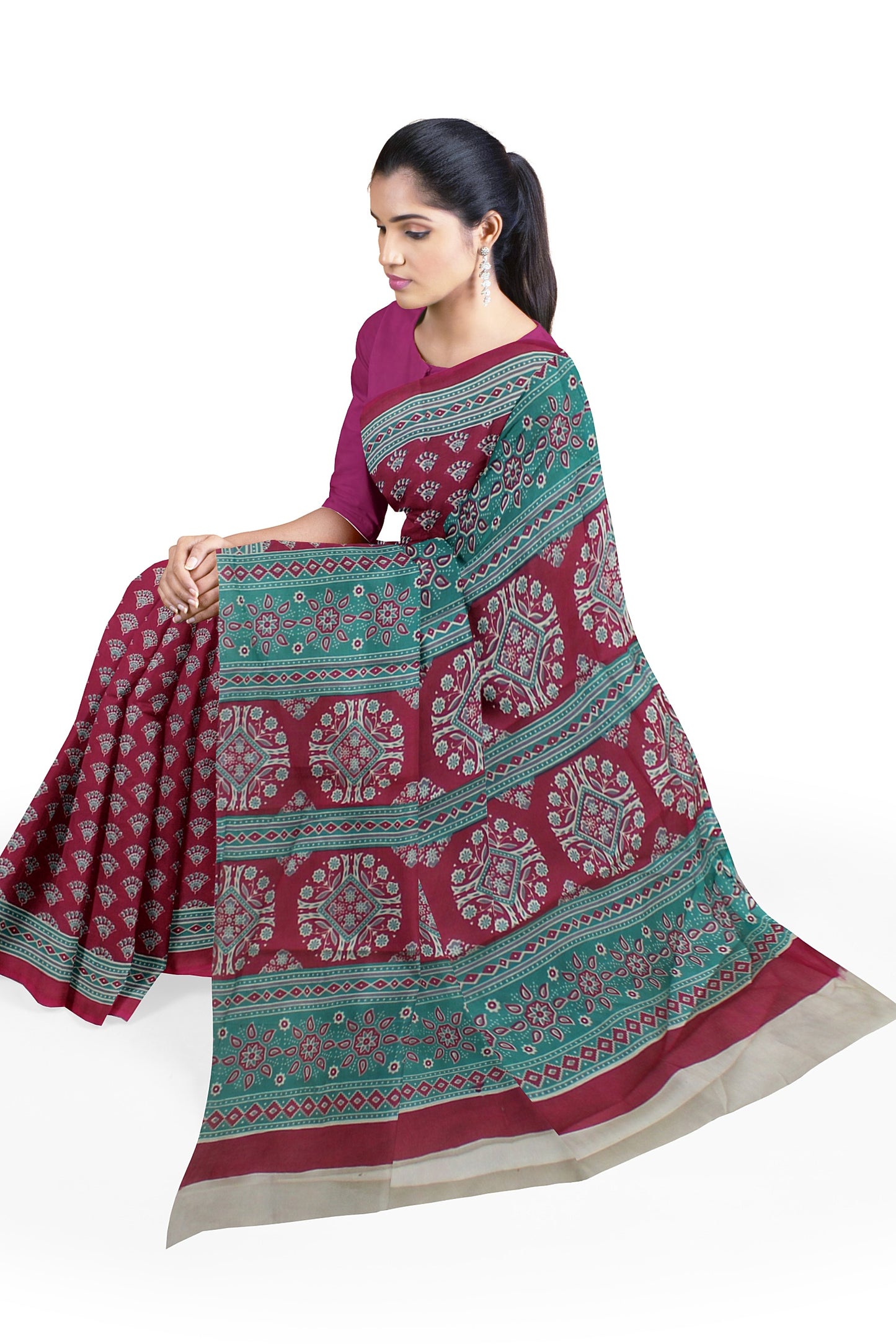 Cotton Block Printed Saree With Unstitched Blouse Piece