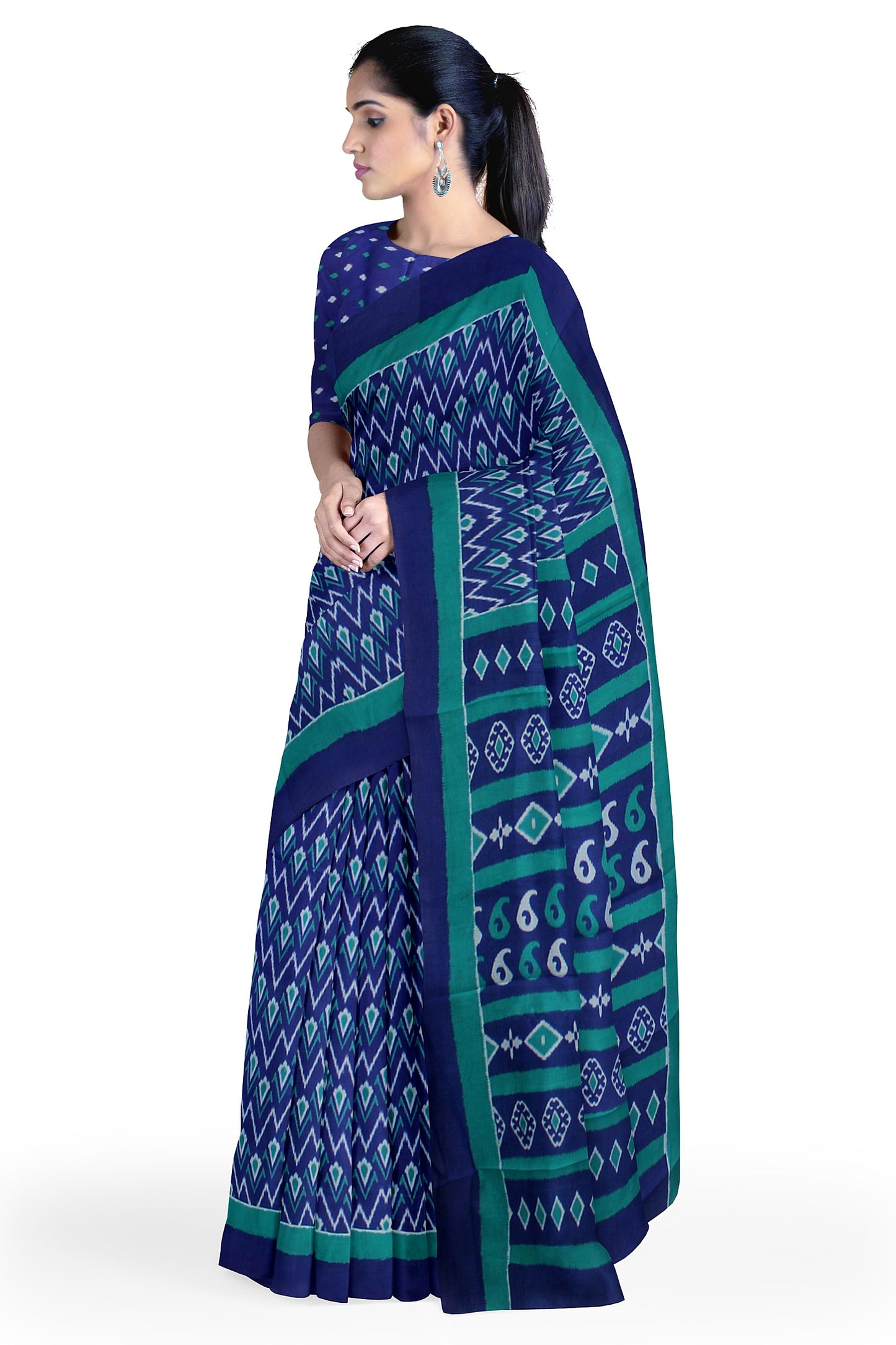 Cotton Block Printed Saree With Unstitched Blouse Piece