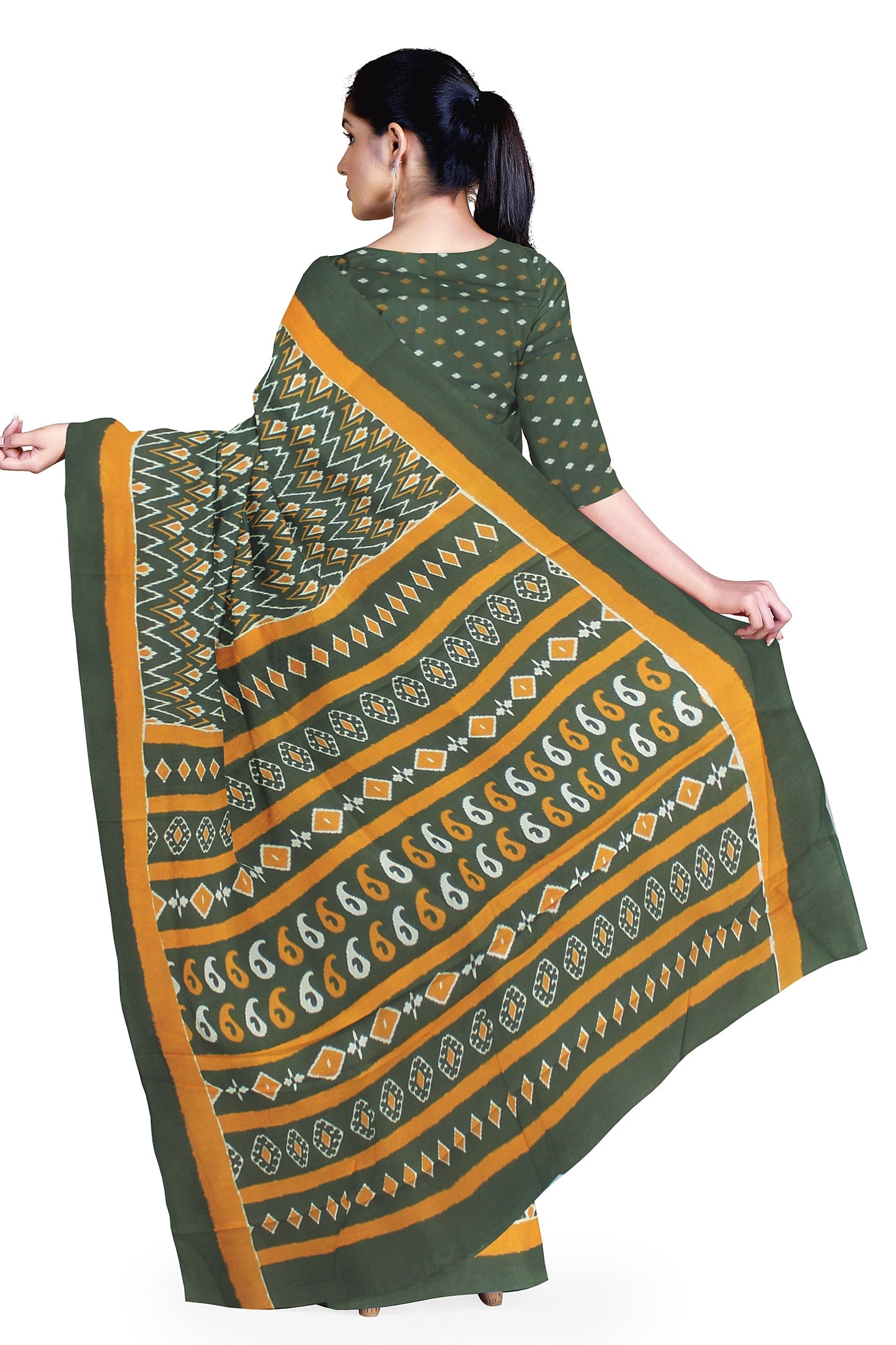 Cotton Block Printed Saree With Unstitched Blouse Piece