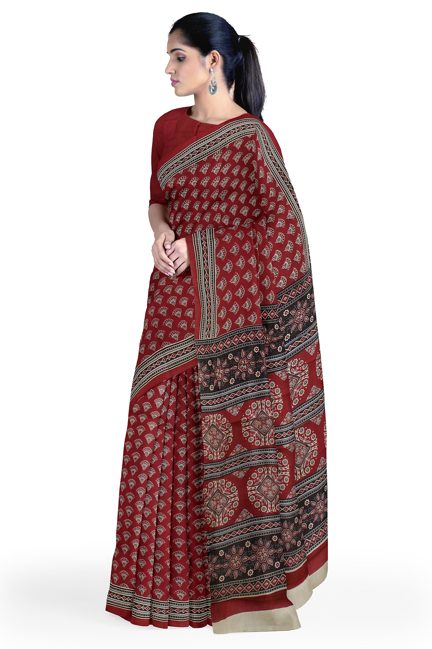Cotton Block Printed Saree With Unstitched Blouse Piece