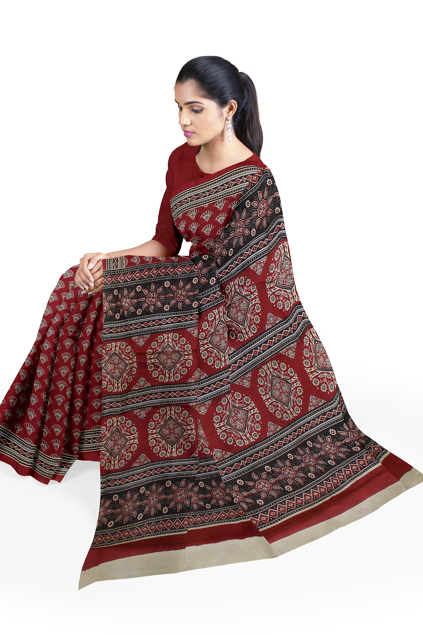Cotton Block Printed Saree With Unstitched Blouse Piece