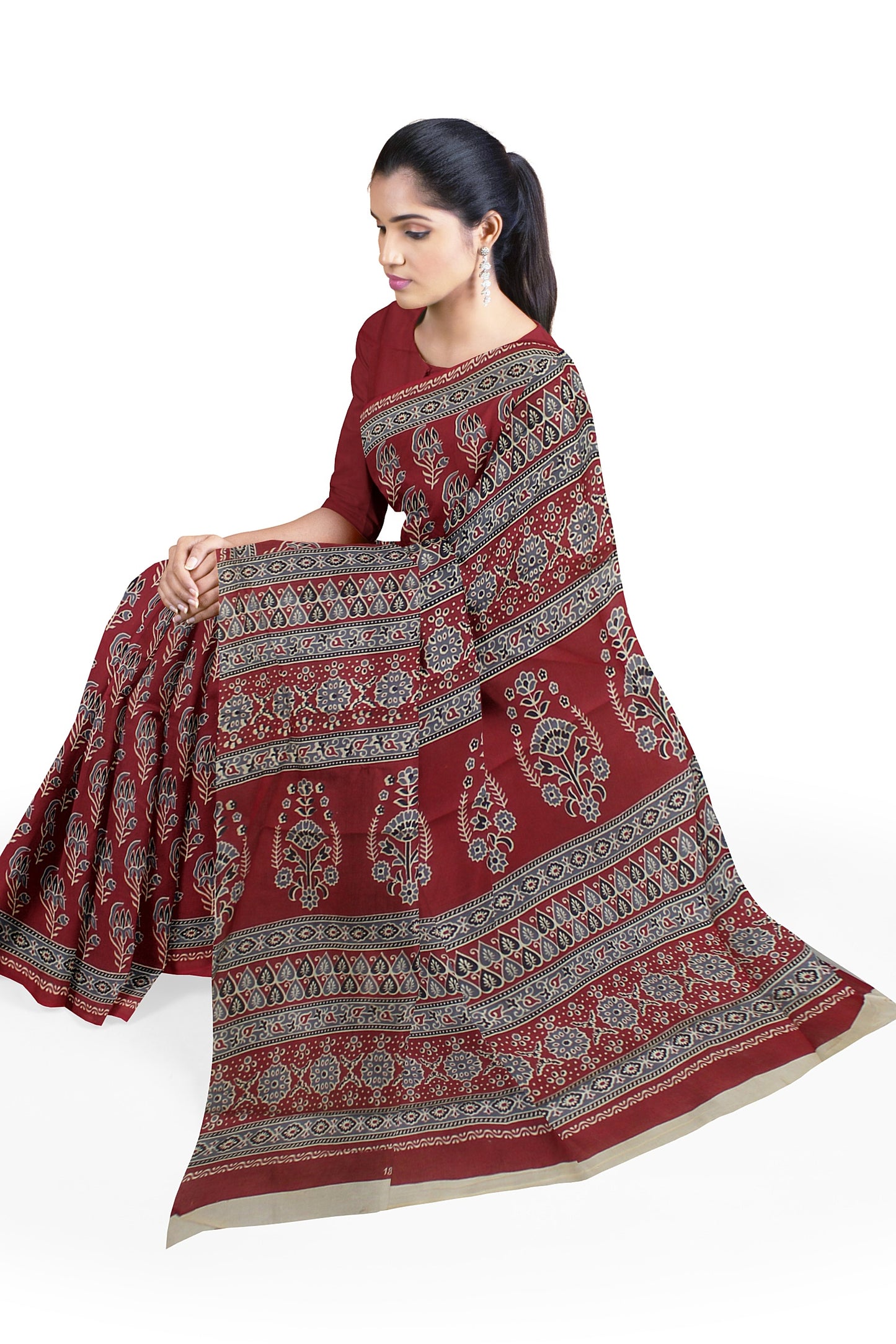 Cotton Block Printed Saree With Unstitched Blouse Piece