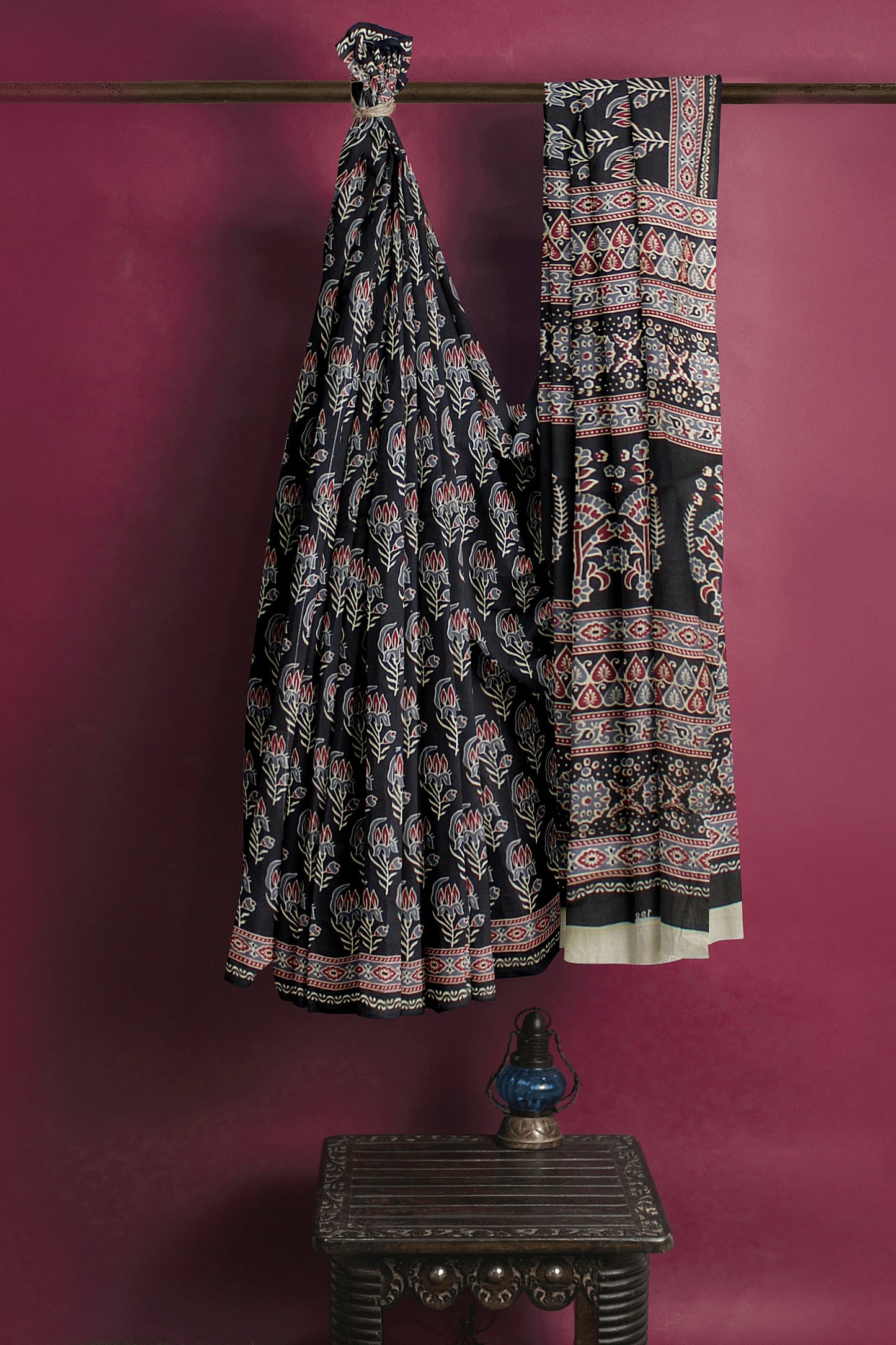 Cotton Block Printed Saree With Unstitched Blouse Piece