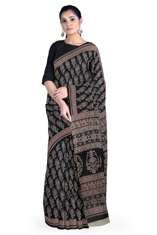 Cotton Block Printed Saree With Unstitched Blouse Piece