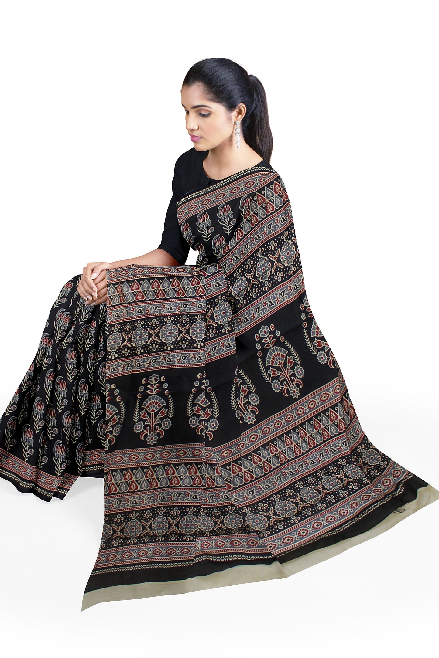 Cotton Block Printed Saree With Unstitched Blouse Piece
