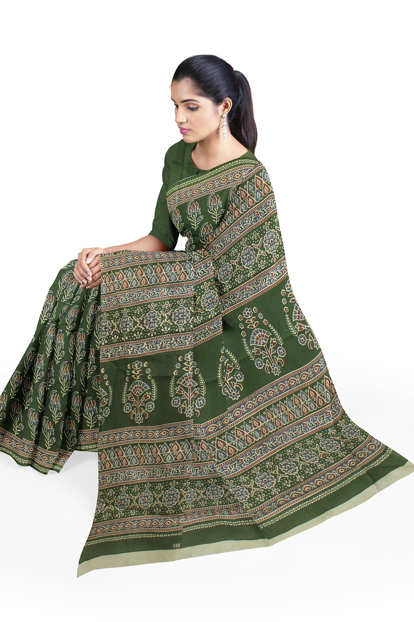 Cotton Block Printed Saree With Unstitched Blouse Piece