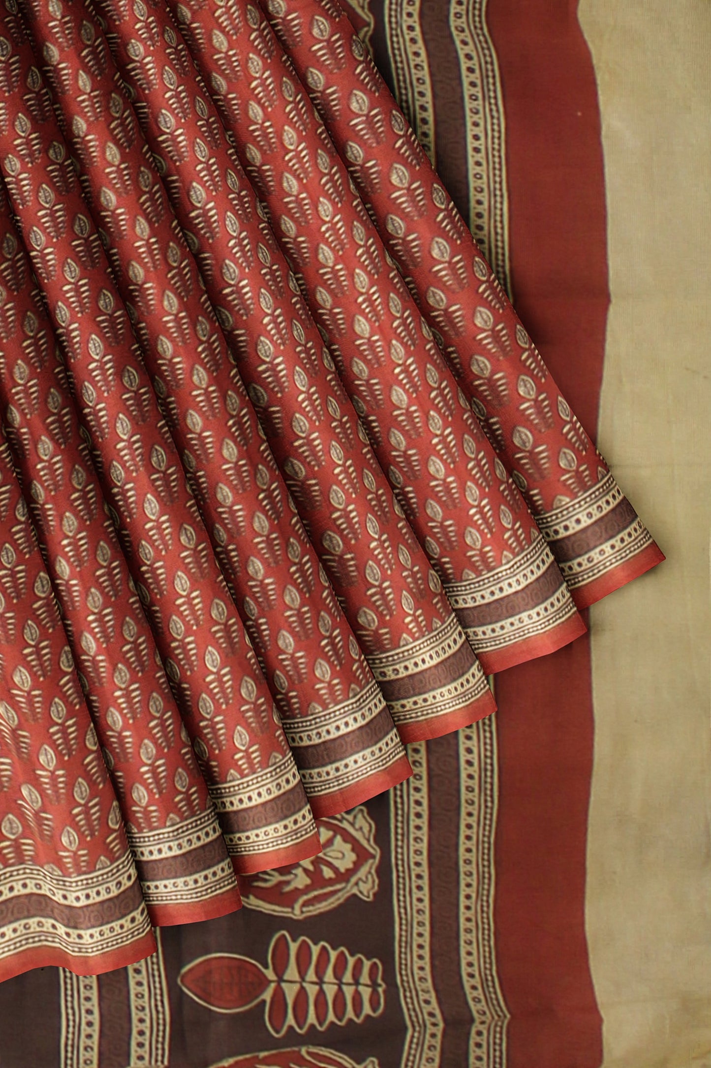 Cotton Block Printed Saree With Unstitched Blouse Piece