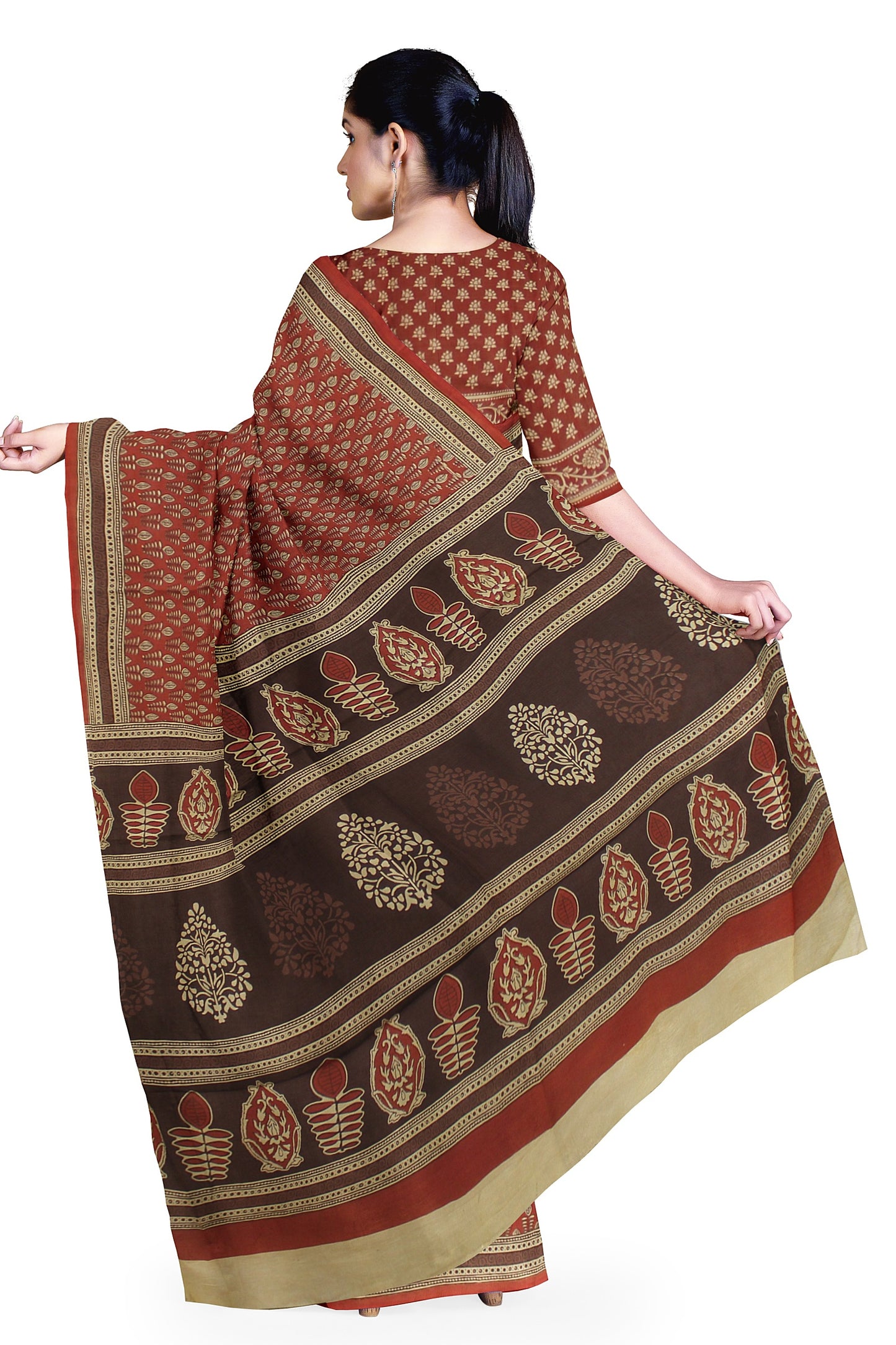 Cotton Block Printed Saree With Unstitched Blouse Piece