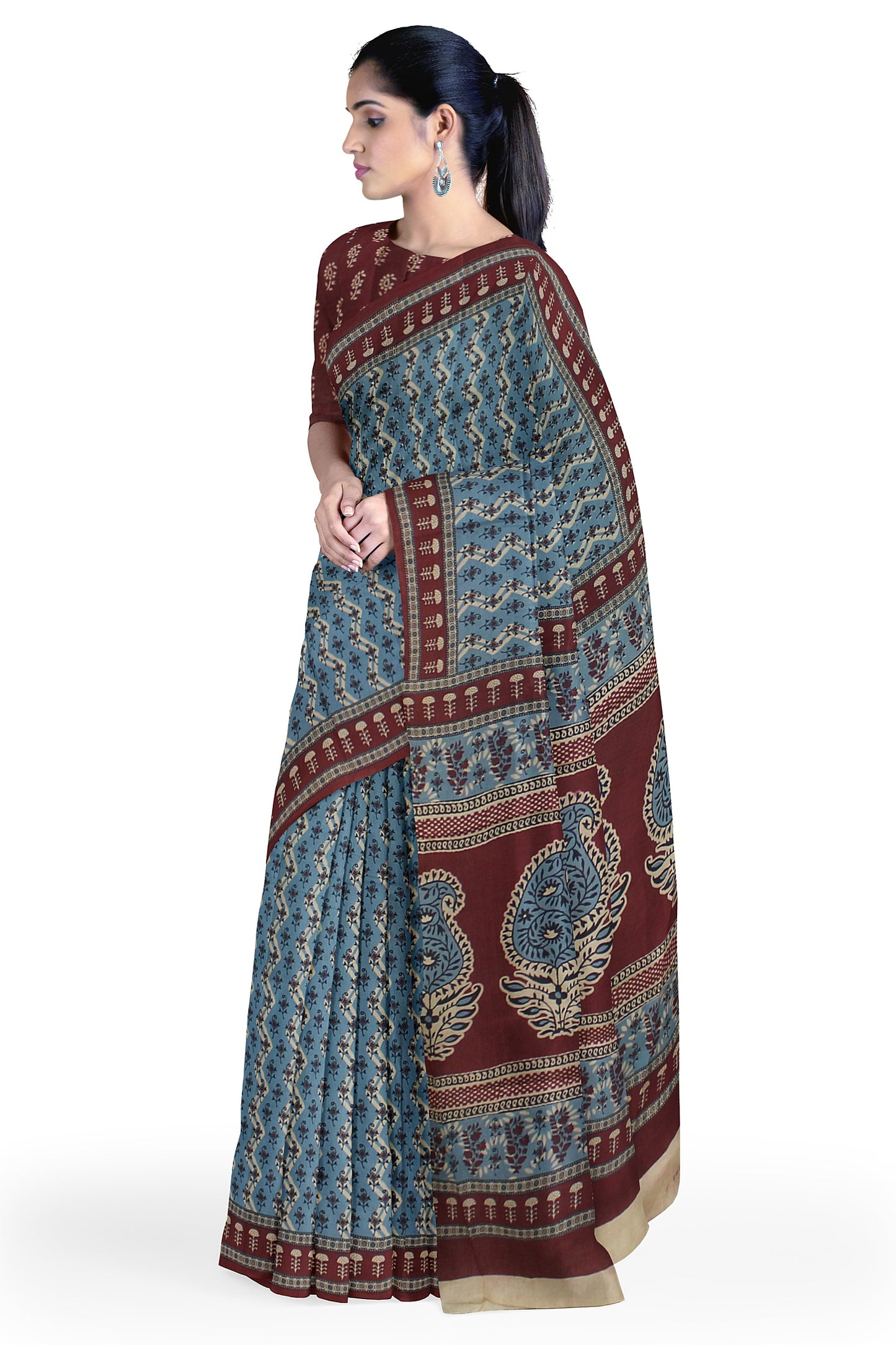 Cotton Block Printed Saree With Unstitched Blouse Piece