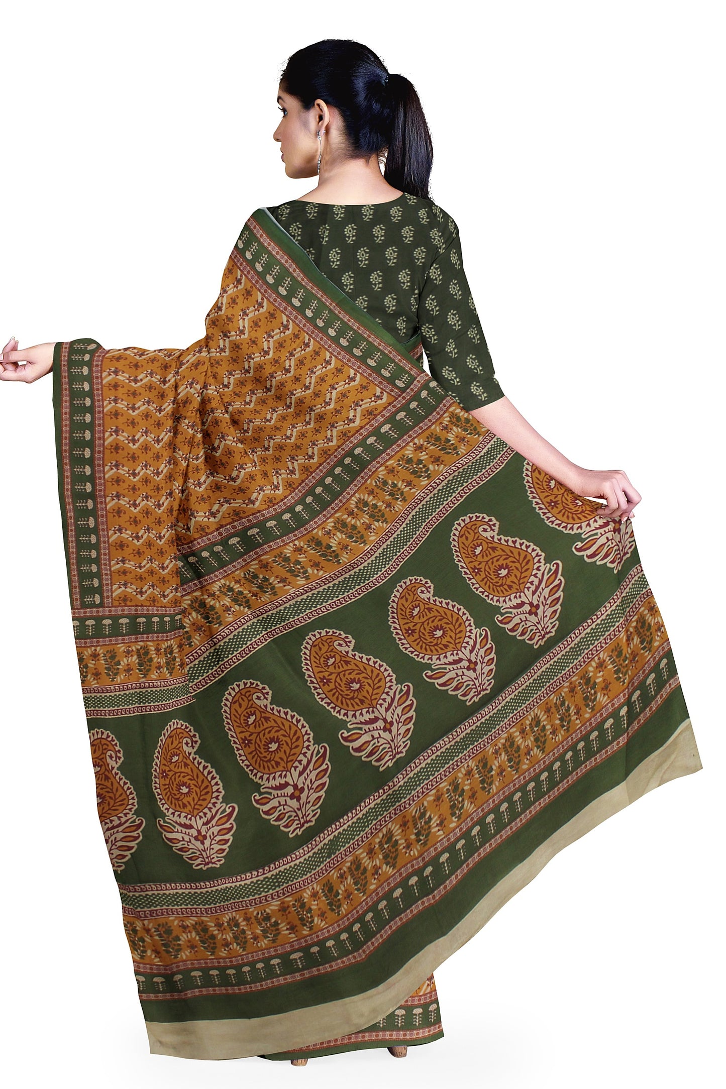 Cotton Block Printed Saree With Unstitched Blouse Piece