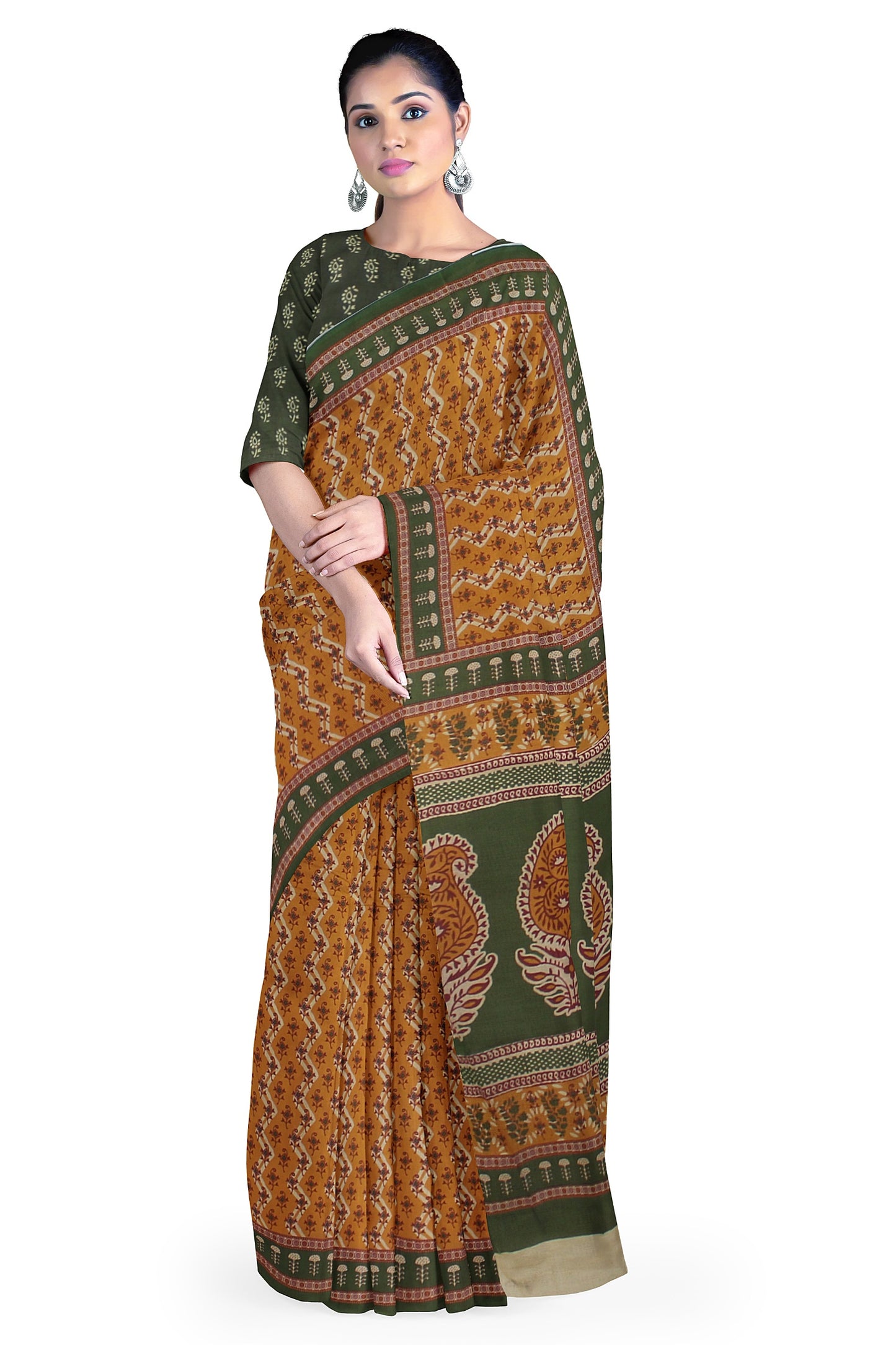 Cotton Block Printed Saree With Unstitched Blouse Piece