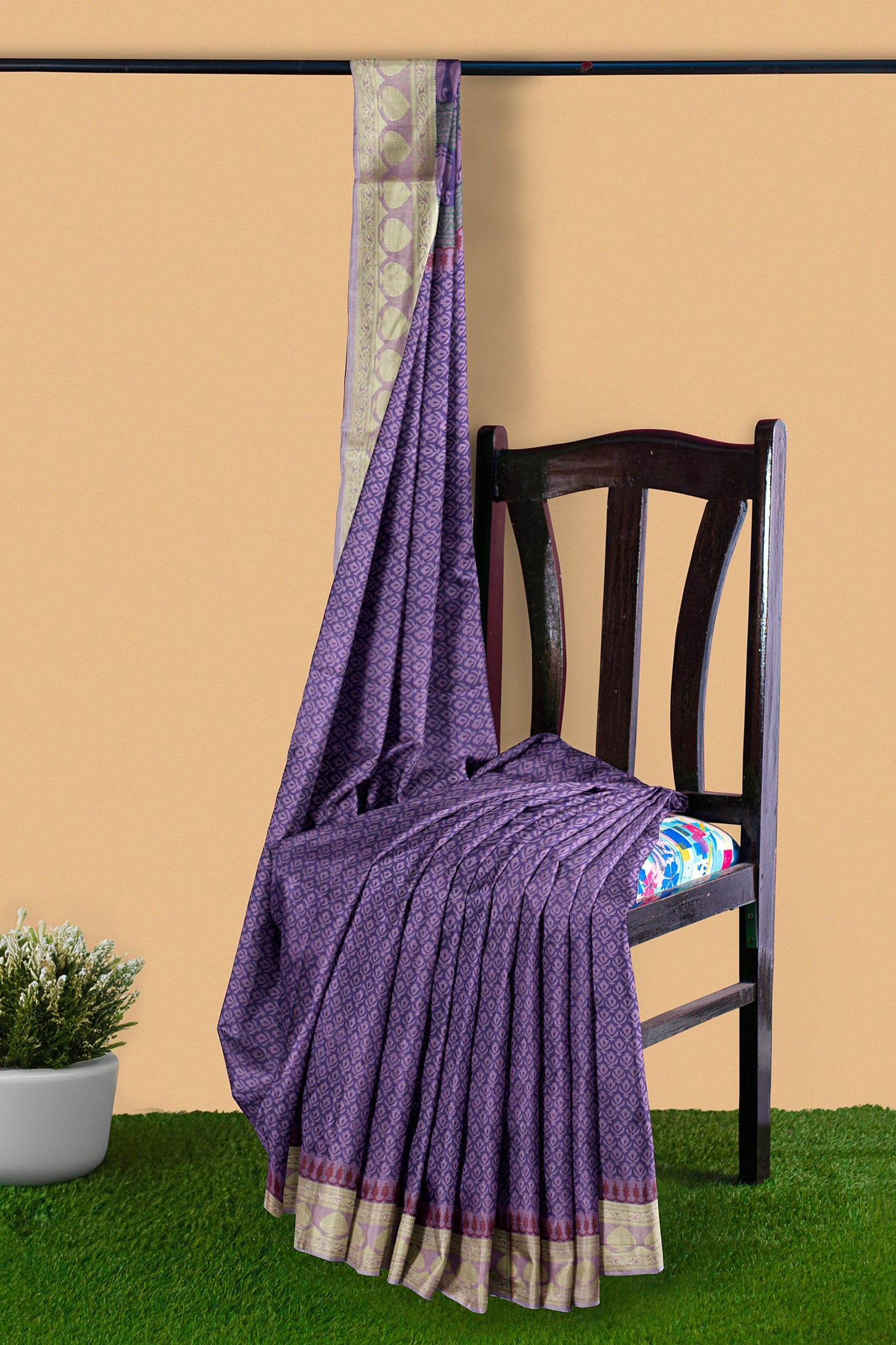 Elegant Women's Printed Cotton Saree with Unstitched Blouse