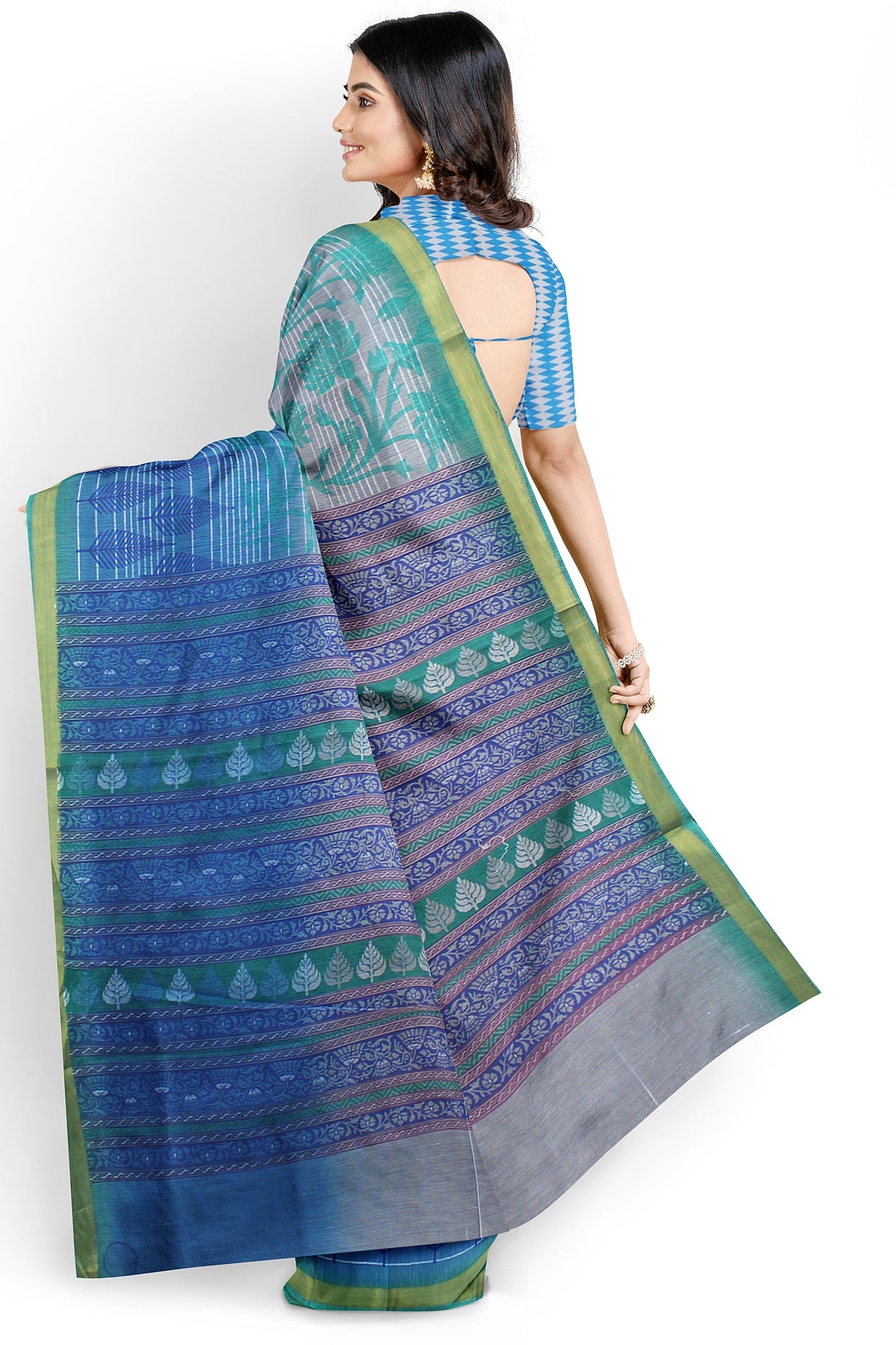 Elegant Women's Printed Saree with Unstitched Blouse