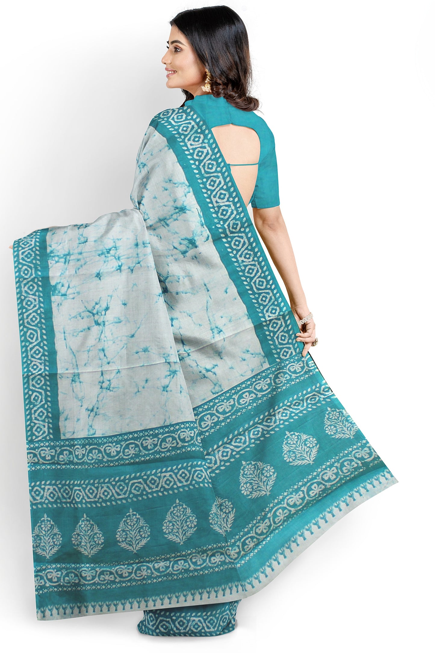Cotton Batik Printed Saree With Unstitched Blouse Piece